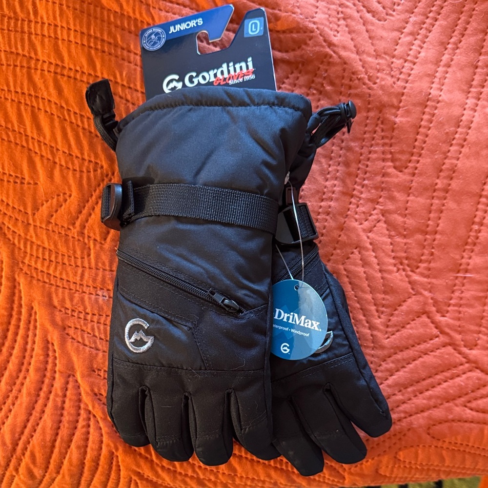 Gordon’s Black Insulated Youth Gloves